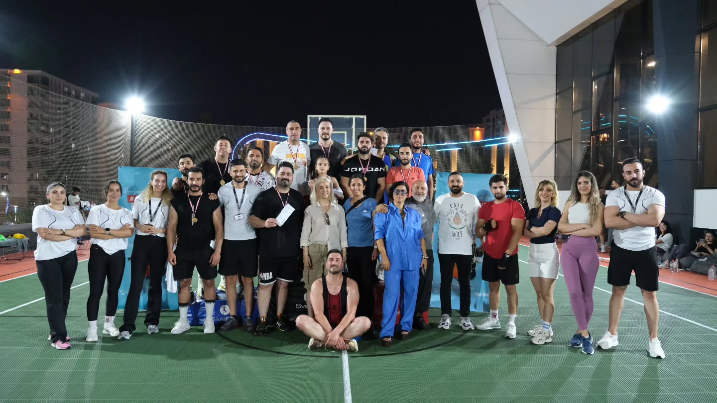 “The Boss Health Club’ta Yıldızlar Geçidi Başladı; Spor, Eğlence ve Enerji Bir Arada!”