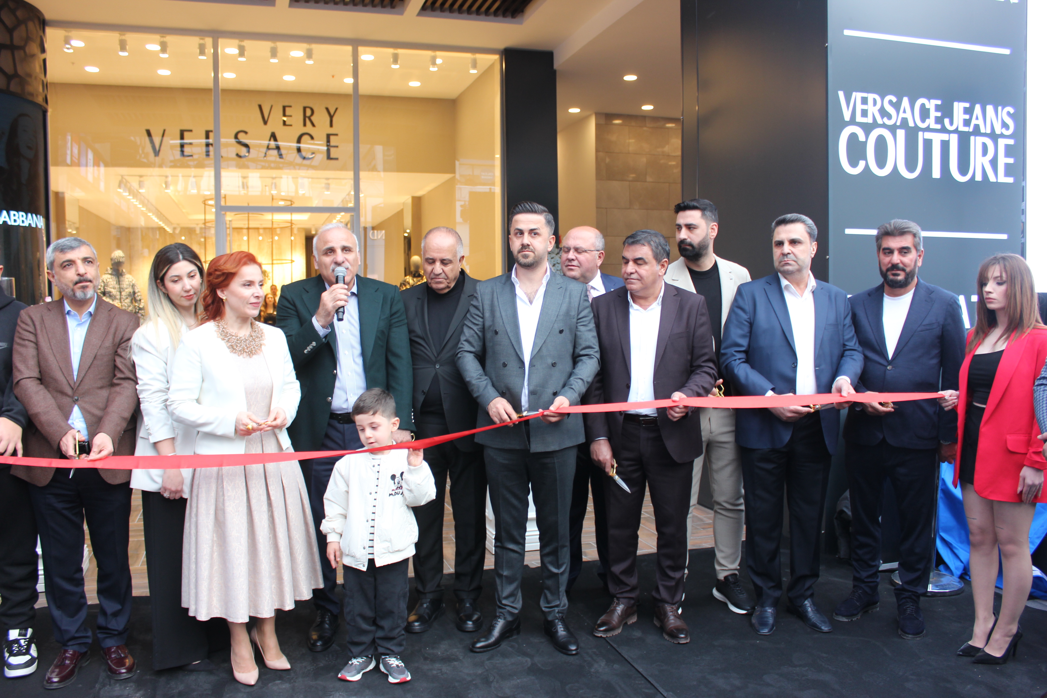 Lüksün Yeni Tanımı; NOI GROUP   NOI GROUP MAĞAZALAR ZİNCİRİNİN İLK HALKASI DİYARBAKIR’ DA AÇILDI! 