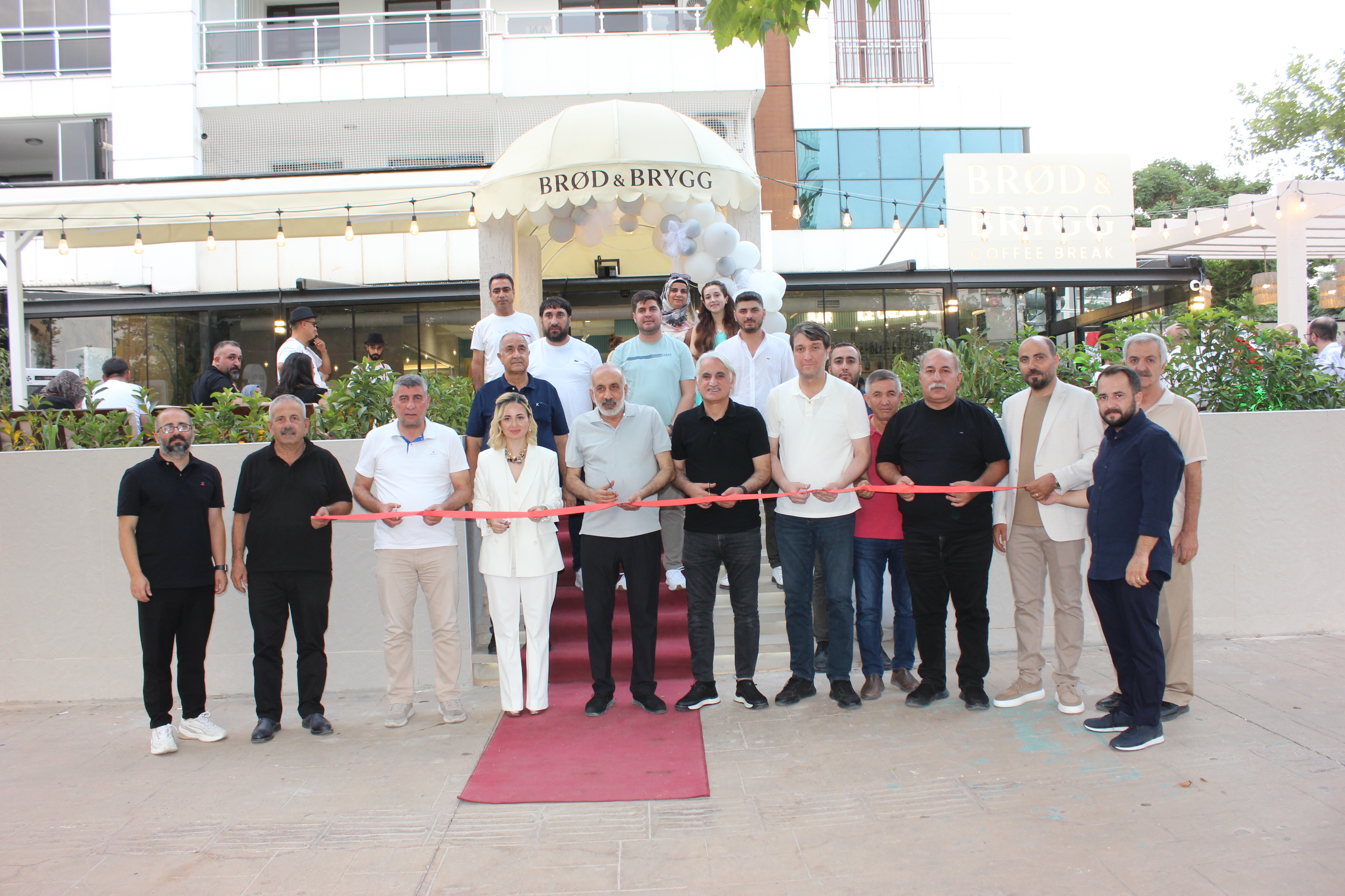 DİYARBAKIR KAHVALTI KÜLTÜRÜNE YENİ BİR SOLUK: BROD&BRYGG COFFEE BREAK HİZMETTE!
